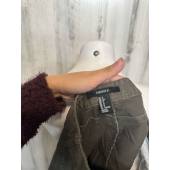 Forever 21 Jean skirt - Picture 5 of 6